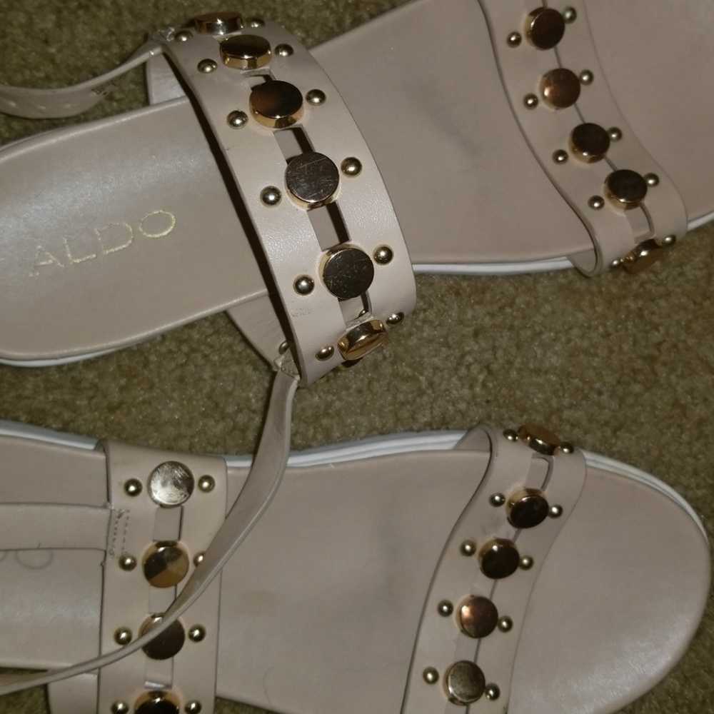 Sandals - Picture 4 of 4